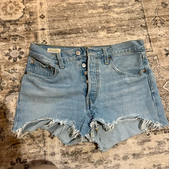 Levis premium festival western 501 cutoff fringe denim shorts size 27 - Picture 2 of 8